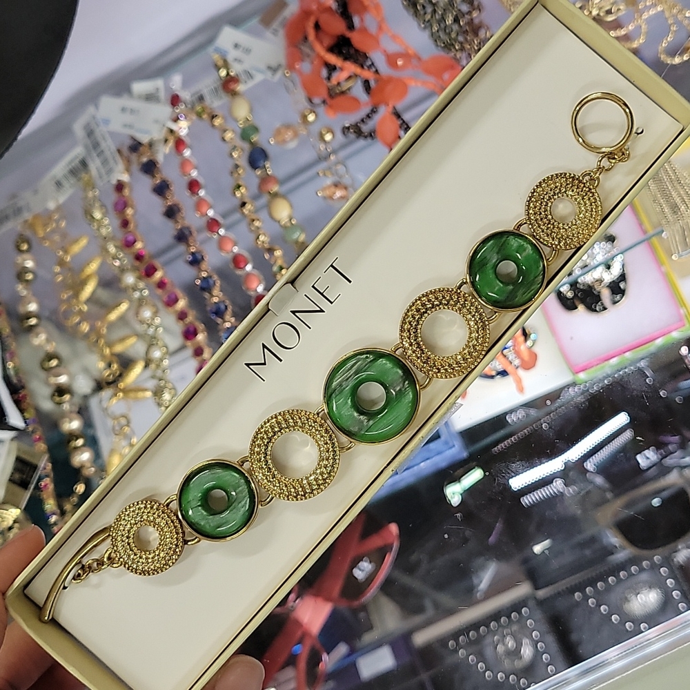 Monet bracelet